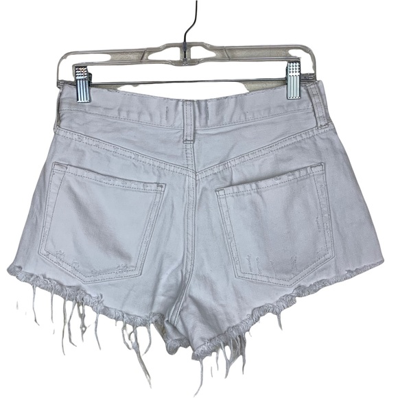 We The Free Daisy Chain Distressed Crochet Lace Button Fly High Waist Shorts 26 - Picture 6 of 8